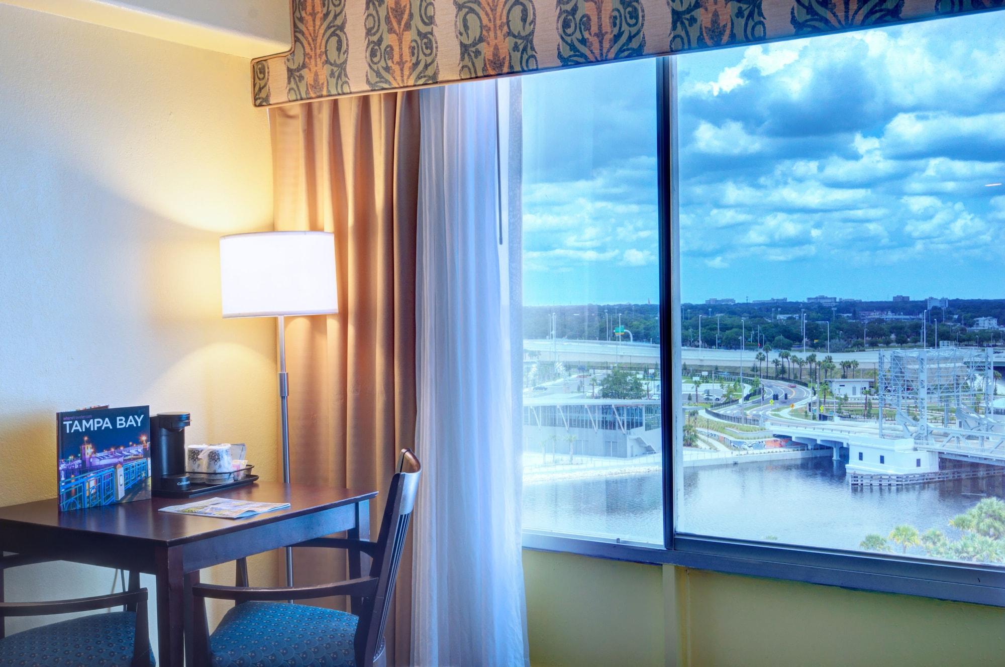 The Barrymore Hotel Tampa Riverwalk Exterior photo